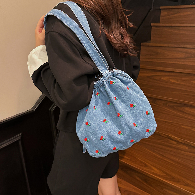 Kirschblüten-Stickerei Denim K – Women Bags Jeans Bewertung und Preis